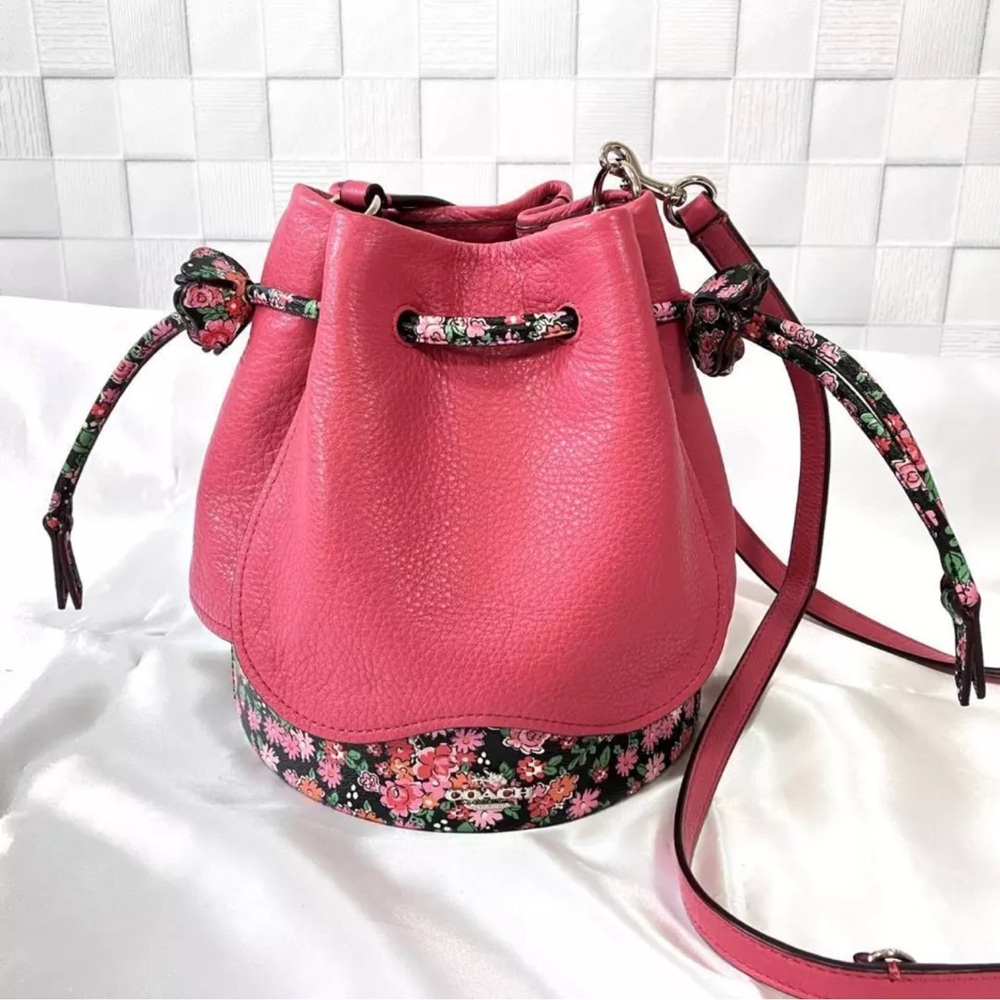 Coach Petal Bag In Leather Floral Mix Crossbody Bag F57543.